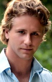 Актер Джесси Малиновски