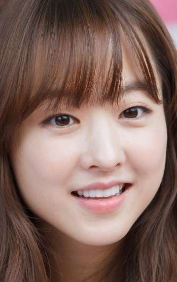 Актер Пак Бо Ён