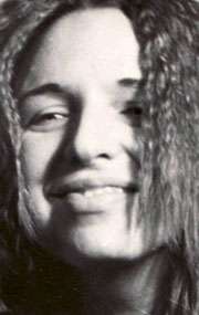 Актер Марьяна Цой