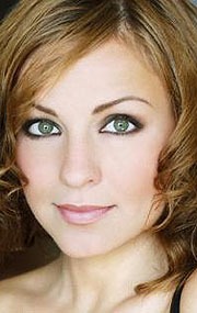 Актер Эрин Линдси Кром