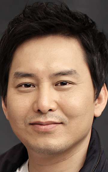 Актер Юн Ки Вон