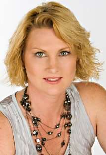 Актер Элизабет Энн Кошак