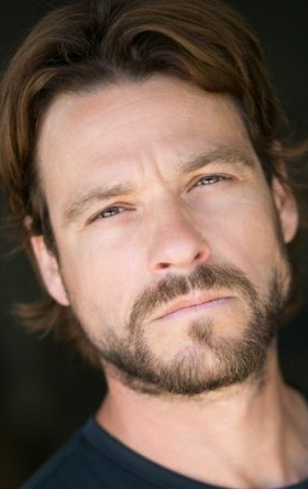 Актер Домонкош Парданьи