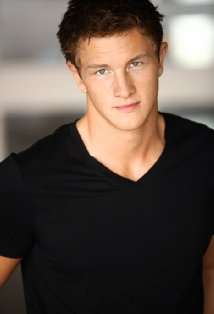 Актер Энтони Конечни