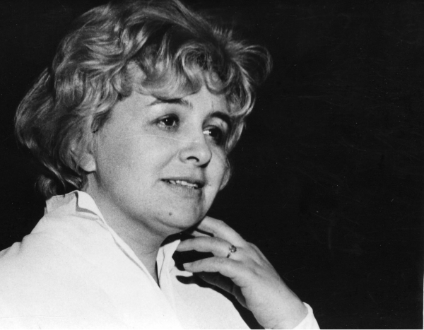 Актер Людмила Томашевская