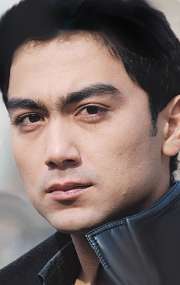 Актер Адиз Раджабов