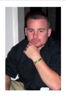 Актер Томас Уолтон