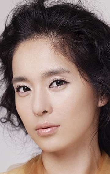 Актер Чон Хе Ён