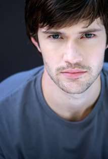 Актер Дэниэл Масгроув