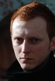 Актер Алекс МакНалли