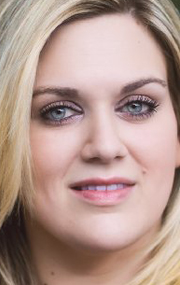 Актер Лайна Лоукс