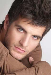 Актер Алан Пауэлл