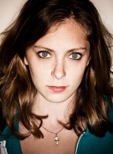 Актер Рэйчел Блум