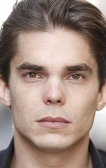 Актер Эдуар Жиар