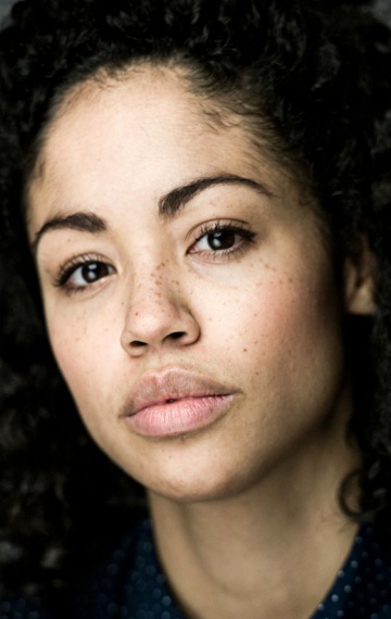 Актер Риэнн Стил