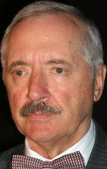 Актер Алексей Сафонов