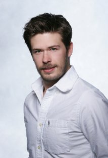 Актер Райан Норткотт