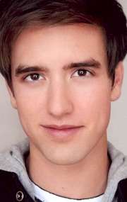 Фото Логан Хендерсон