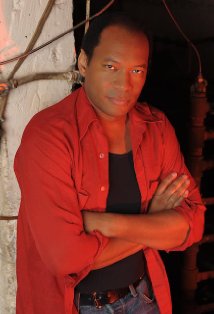 Актер Лонелл Р. Чилдред