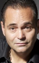 Актер Джеймс Чикконе