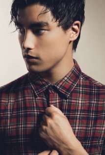 Актер Реми Хий