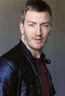 Актер Даррел Черни