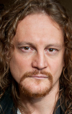 Актер Александр Армер