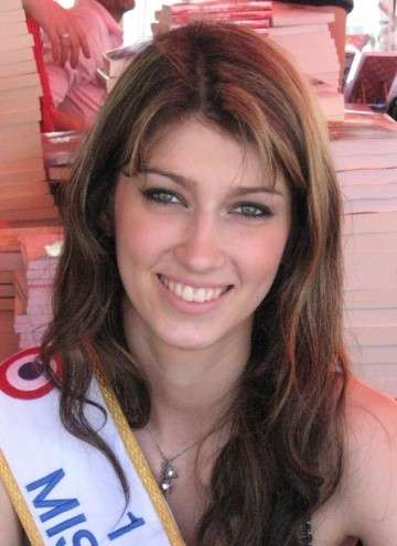 Актер Софи Вузло