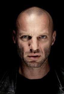 Актер Томи Мэй