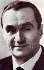 Актер Георгий Милляр