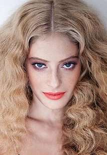 Актер Эфрат Дор