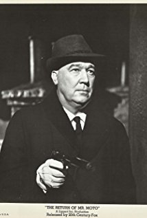 Актер Гордон Тэннер