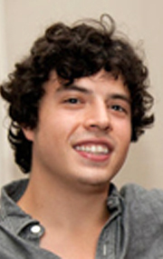 Актер Джон Басс