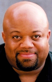 Фото Марк Кристофер Лоуренс