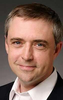 Актер Дэвид Элфорд