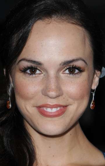 Актер Эрин Кехилл