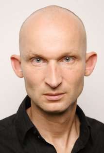 Актер Марк Бишофф