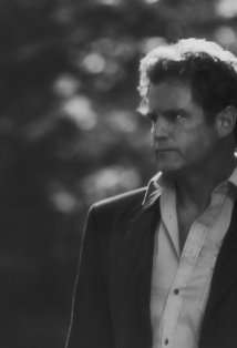 Актер Гаррет Беннетт