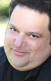 Актер Брэд Грюнберг