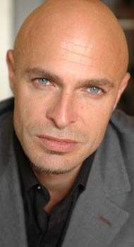 Актер Ги Амрам