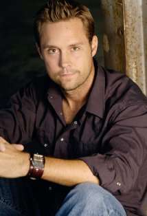 Актер Мэтт Корбой