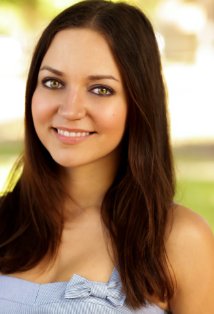 Актер Оля Воронкова