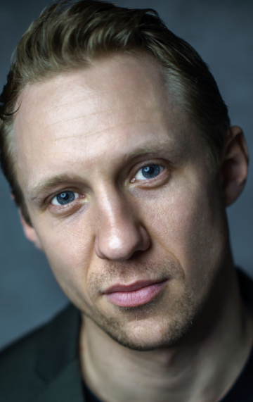 Актер Дмитрий Кривочуров