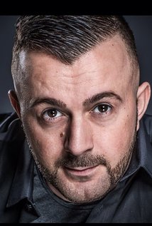 Актер Тим Аджро