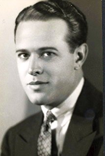 Актер Харви Стефенс