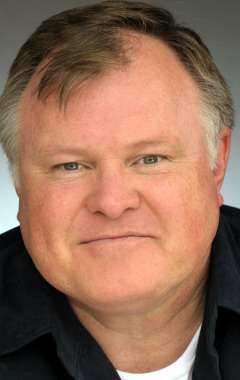 Актер Стив Барр