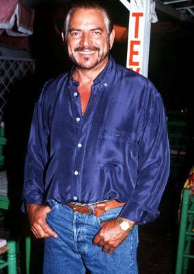 Актер Эспартако Сантони