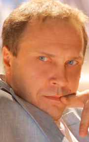 Актер Михаил Анисимов