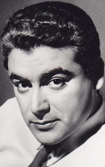 Актер Альберто Фарнезе