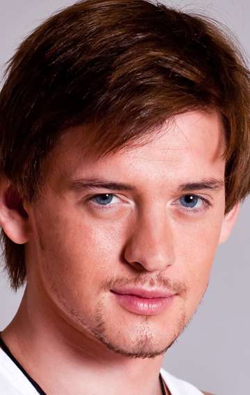 Актер Александр Соколовский